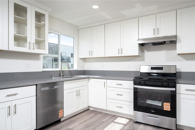 6829 N Haskell Avenue, Van Nuys, CA 91406 — photo 19 of 44