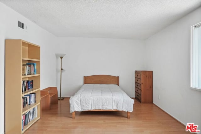 3245 Altura Avenue 8, Glendale, CA 91214 — photo 22 of 36