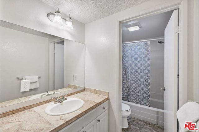 3245 Altura Avenue 8, Glendale, CA 91214 — photo 26 of 36