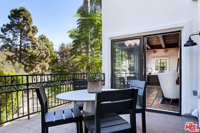415 W Rustic Road, Santa Monica, CA 90402 — photo 16 of 65