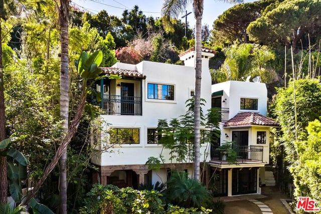 415 W Rustic Road, Santa Monica, CA 90402 — photo 2 of 65