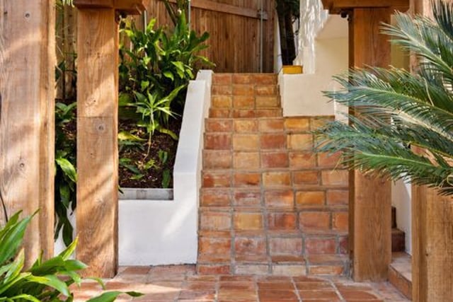 415 W Rustic Road, Santa Monica, CA 90402 — photo 7 of 65