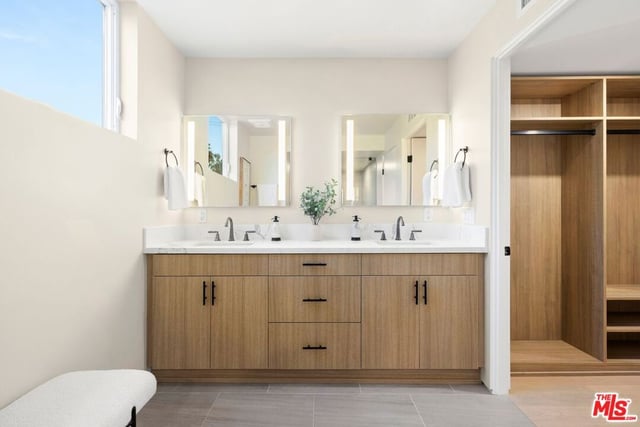 1011 N Ogden Drive 102, West Hollywood, CA 90046 — photo 11 of 18