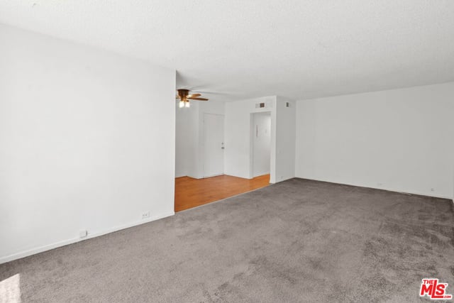500 Evergreen Street 306, Inglewood, CA 90302 — photo 2 of 15