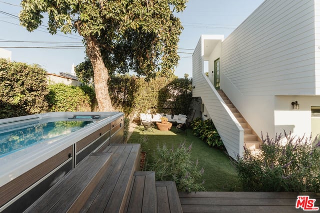 2034 N Berendo Street, Los Angeles, CA 90027 — photo 39 of 49