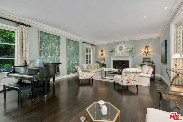 1110 Benedict Canyon Drive, Beverly Hills, CA 90210 — photo 11 of 61