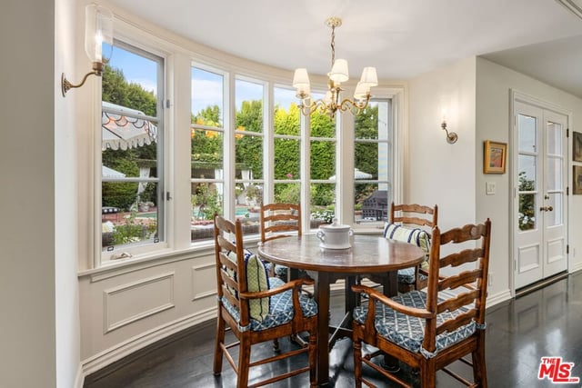 1110 Benedict Canyon Drive, Beverly Hills, CA 90210 — photo 28 of 61