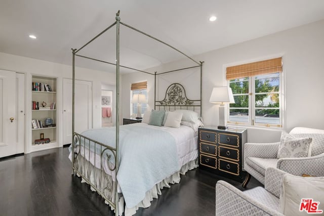 1110 Benedict Canyon Drive, Beverly Hills, CA 90210 — photo 41 of 61