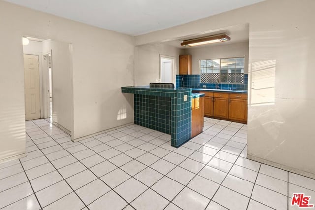 3507 Garden Avenue, Los Angeles, CA 90039 — photo 13 of 52