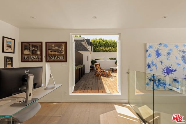 1129 Larrabee Street 7, West Hollywood, CA 90069 — photo 15 of 19