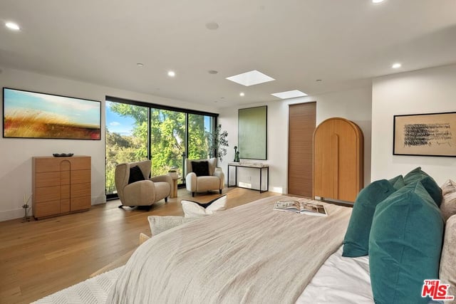 3208 Oakley Drive, Los Angeles, CA 90068 — photo 35 of 61