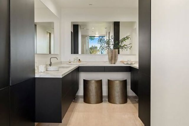 3208 Oakley Drive, Los Angeles, CA 90068 — photo 37 of 61