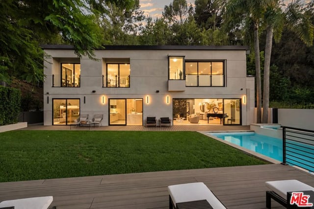 3208 Oakley Drive, Los Angeles, CA 90068 — photo 4 of 61