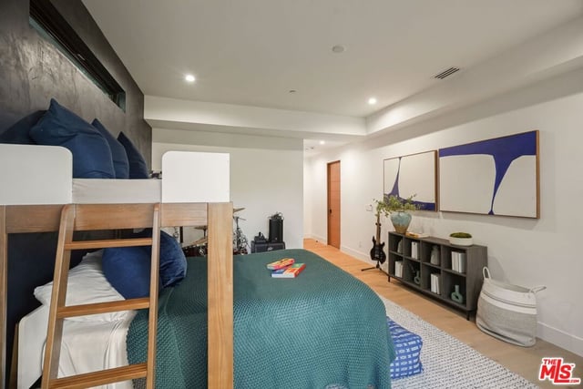 3208 Oakley Drive, Los Angeles, CA 90068 — photo 45 of 61