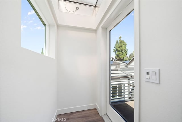 6837 N Haskell Avenue, Van Nuys, CA 91406 — photo 29 of 42