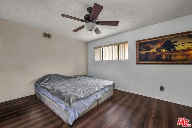 15623 Dorian Street, Sylmar, CA 91342 — photo 22 of 47