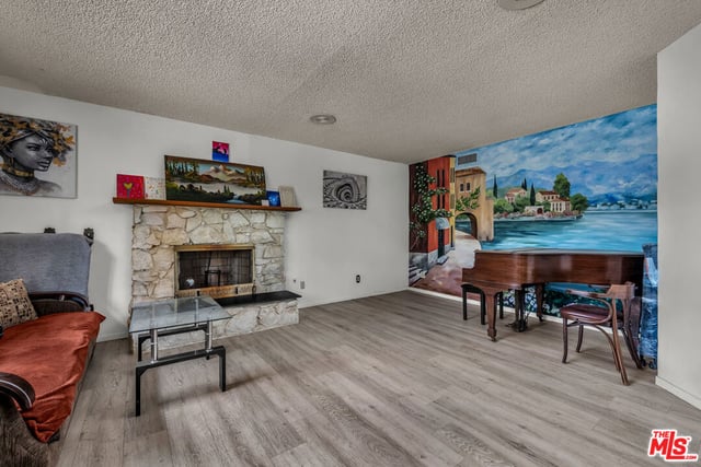 15623 Dorian Street, Sylmar, CA 91342 — photo 7 of 47