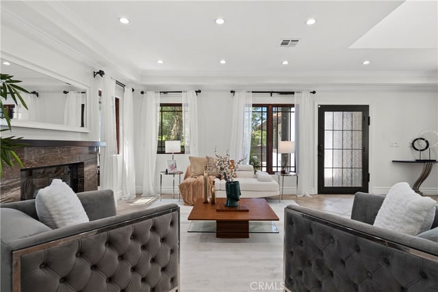 15014 Valleyheart, Sherman Oaks, CA 91403 — photo 5 of 52