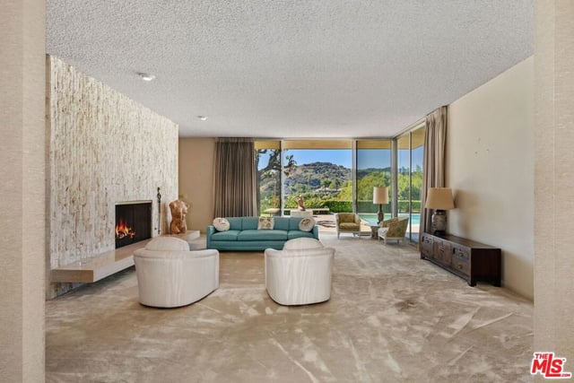3031 Elvido Drive, Los Angeles, CA 90049 — photo 14 of 62