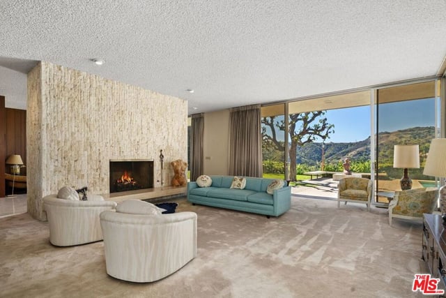 3031 Elvido Drive, Los Angeles, CA 90049 — photo 15 of 62