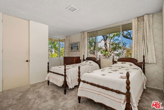 3031 Elvido Drive, Los Angeles, CA 90049 — photo 40 of 62