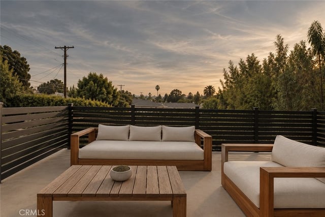 22816 Erwin, Woodland Hills, CA 91367 — photo 15 of 24