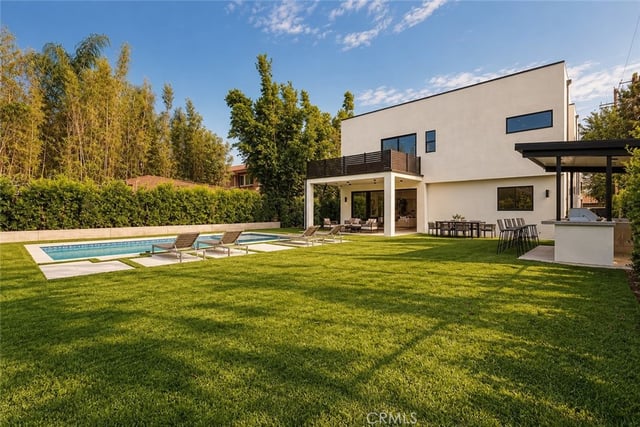22816 Erwin, Woodland Hills, CA 91367 — photo 23 of 24