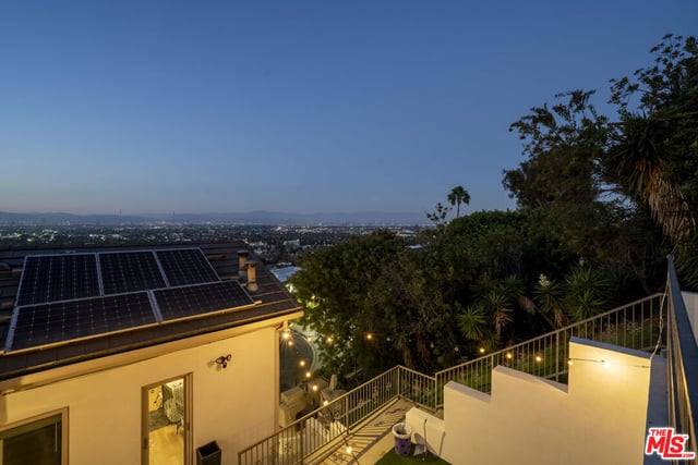 4212 Don Alanis Place, Los Angeles, CA 90008 — photo 7 of 9