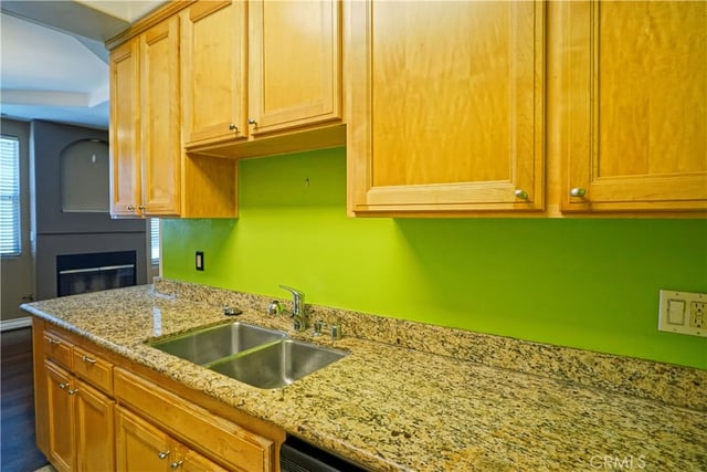 10623 Moorpark, North Hollywood, CA 91602 — photo 16 of 45