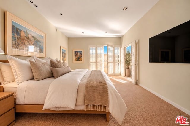 12115 San Vicente Boulevard 415, Los Angeles, CA 90049 — photo 3 of 17