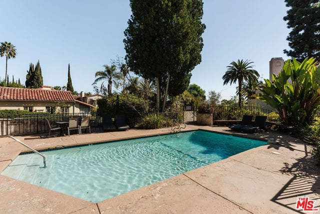 1979 Grace Avenue 2, Los Angeles, CA 90068 — photo 37 of 43