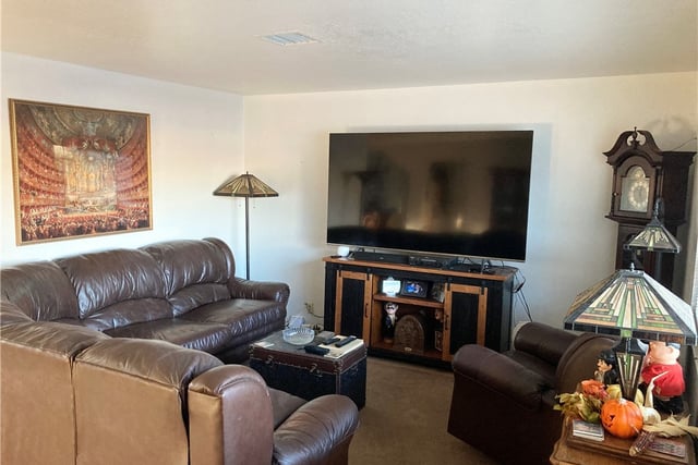 1273 Elsinor Avenue, Ventura, CA 93004 — photo 8 of 25