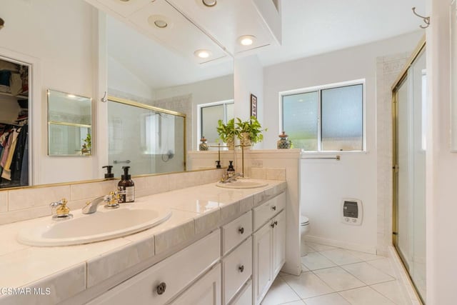 542 Timberwood Avenue, Thousand Oaks, CA 91360 — photo 17 of 23