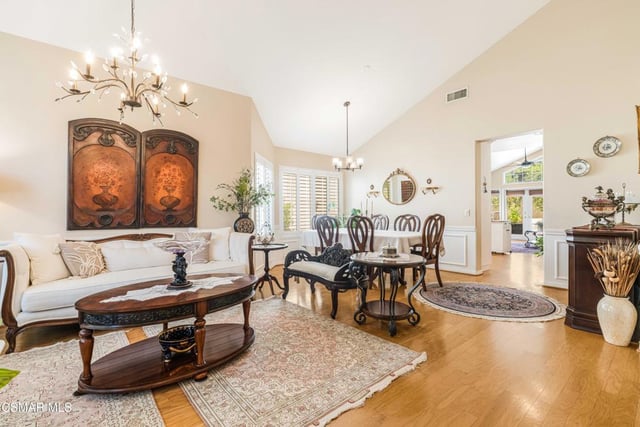 542 Timberwood Avenue, Thousand Oaks, CA 91360 — photo 6 of 23
