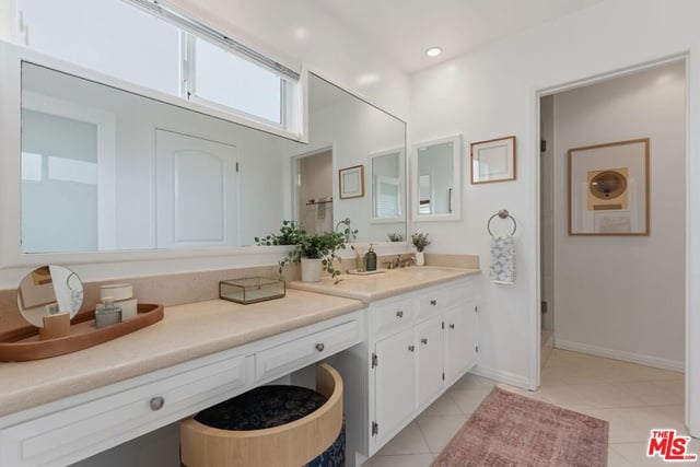 944 17th Street 6, Santa Monica, CA 90403 — photo 19 of 24