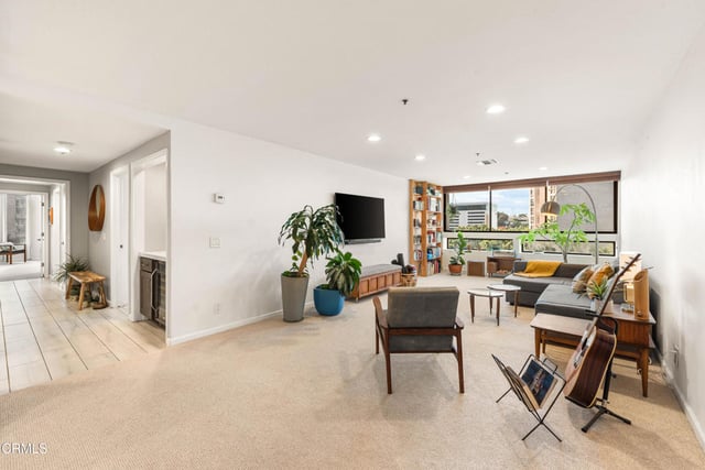 880 W 1st Street 302, Los Angeles, CA 90012 — photo 5 of 71