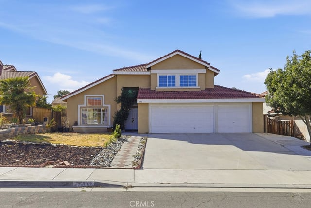 38841 Dianron, Palmdale, CA 93551 — photo 2 of 37