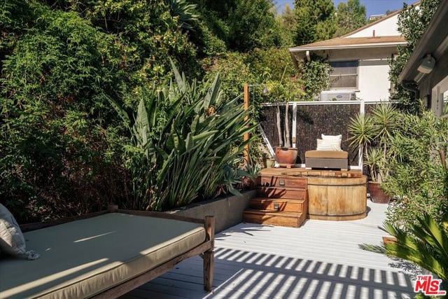 5922 Tuxedo Terrace, Los Angeles, CA 90068 — photo 25 of 34