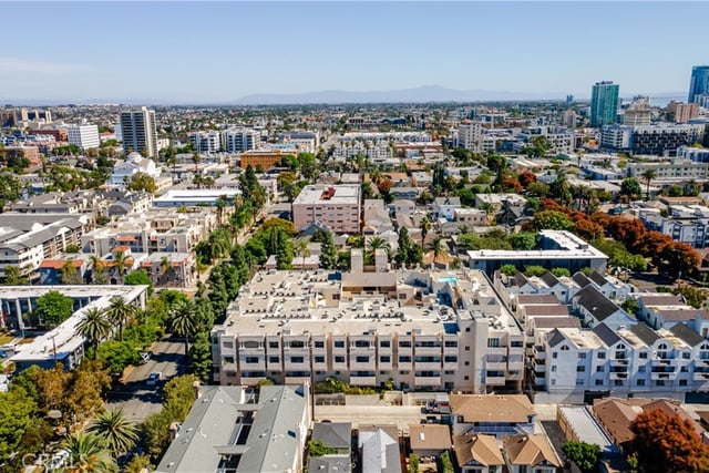 535 Magnolia 419, Long Beach, CA 90802 — photo 43 of 59
