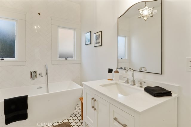 3810 E 1st, Long Beach, CA 90803 — photo 18 of 53