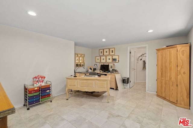 3324 Alana Drive, Sherman Oaks, CA 91403 — photo 17 of 58