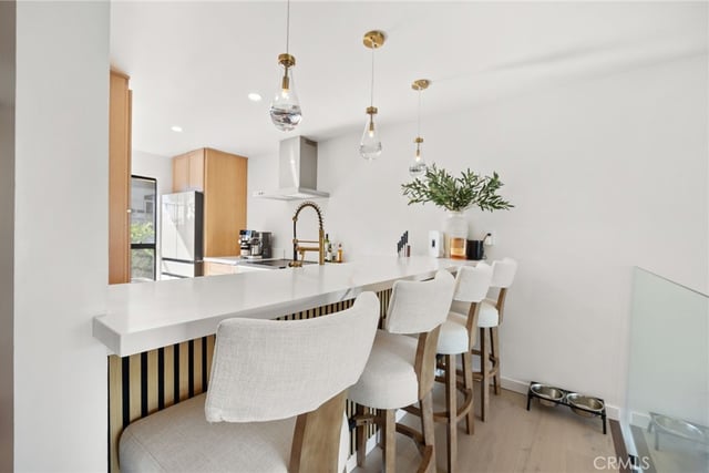8103 N Marina Pacifica Drive N, Long Beach, CA 90803 — photo 17 of 34
