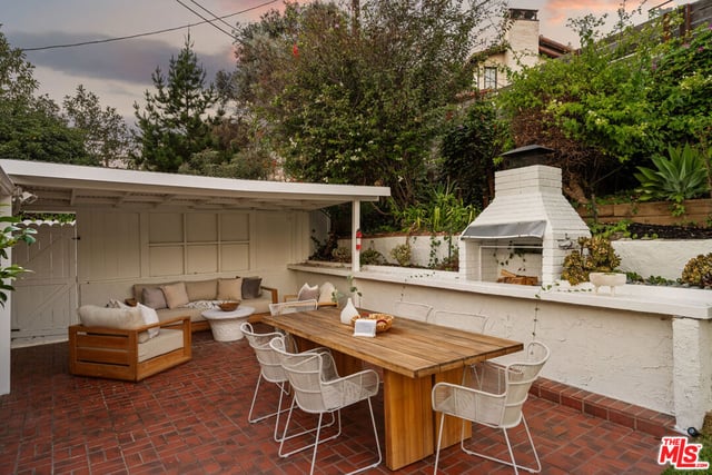 5887 W 77th Place, Los Angeles, CA 90045 — photo 10 of 20
