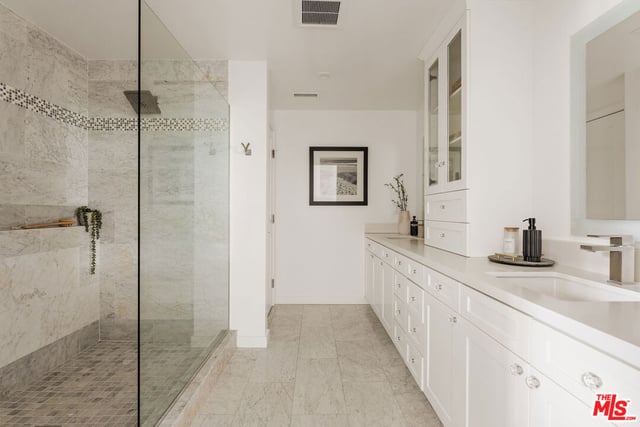 5887 W 77th Place, Los Angeles, CA 90045 — photo 15 of 20