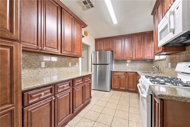 361 E Harding, Long Beach, CA 90805 — photo 17 of 44