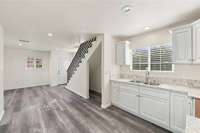 1659 W 39th, Los Angeles, CA 90062 — photo 15 of 37