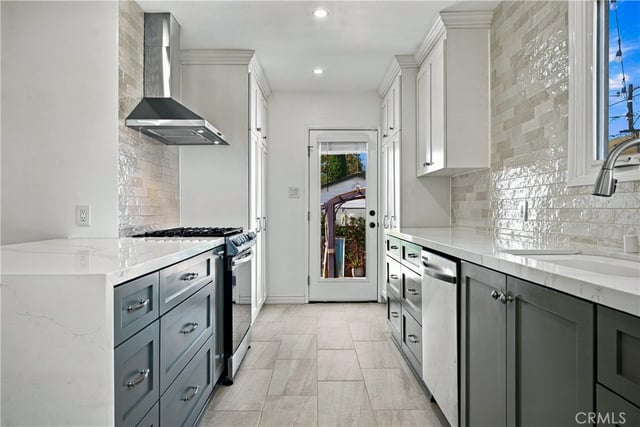 11113 Haas, Los Angeles, CA 90047 — photo 16 of 41