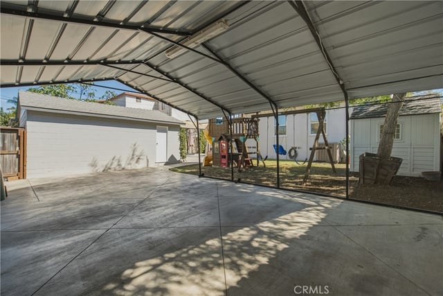 11113 Haas, Los Angeles, CA 90047 — photo 36 of 41