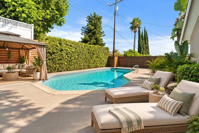 1070 Medford Road, Pasadena, CA 91107 — photo 11 of 44
