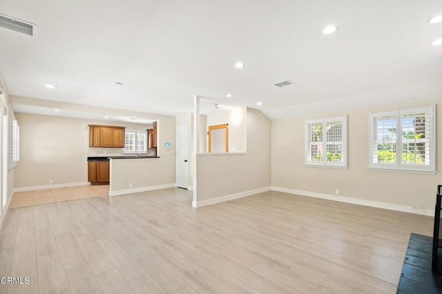 1070 Medford Road, Pasadena, CA 91107 — photo 21 of 44